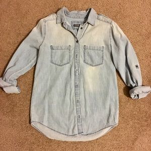Express Faded Boyfriend Shirt in XS