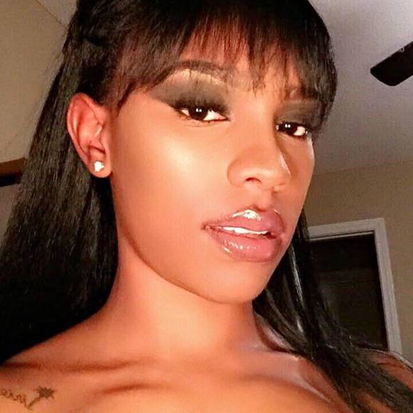 Meet your Posher, Imani - Picture 1 of 1