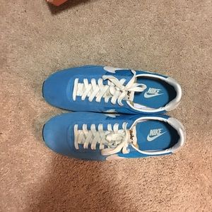 Nike pre Montreal racer