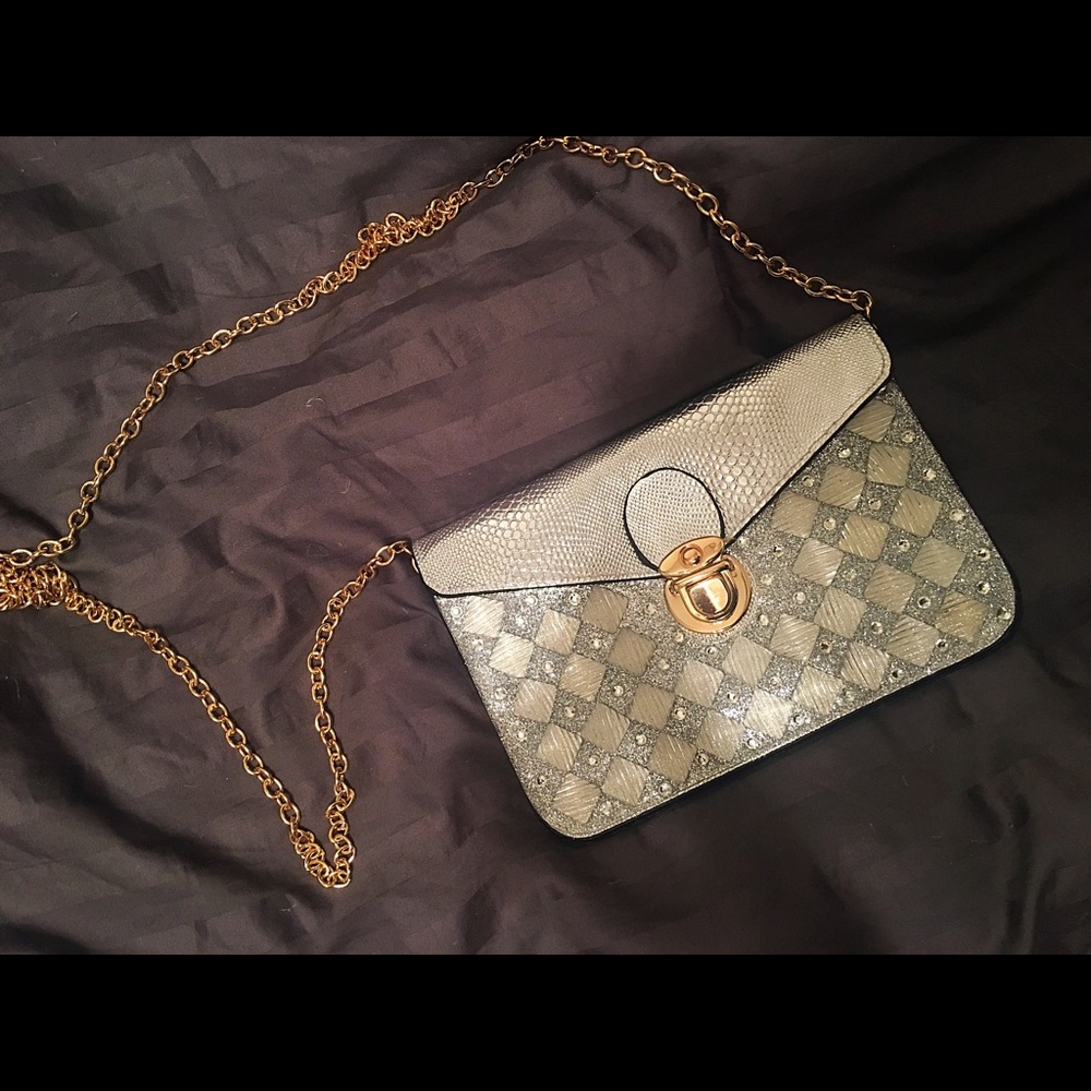 Trendy cross body