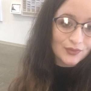 Meet your Posher, Makayla