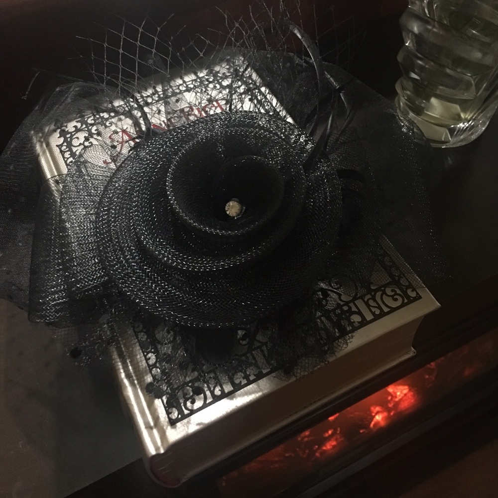 Black Fascinator Headpiece