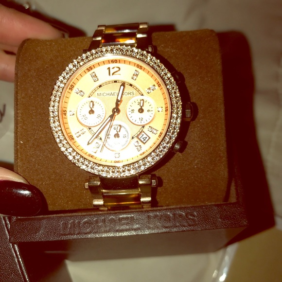 Michael Kors ROSE GOLD Watch! main image 4