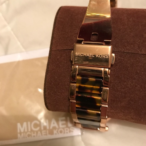 Michael Kors ROSE GOLD Watch!