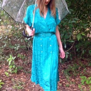 100% silk Vintage dress with matching belt.