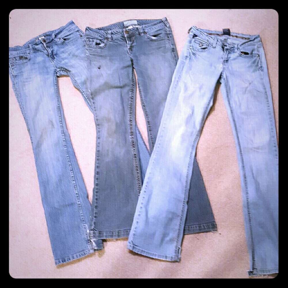 *SOLD* Bundle of 3