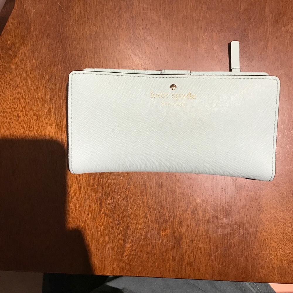 Kate Spade Mint wallet