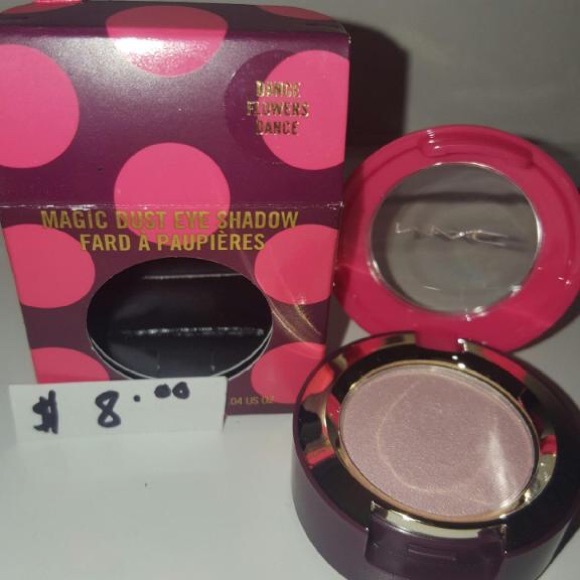 Makeup - Picture 6 of 8