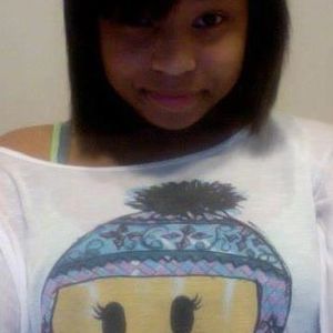 Meet your Posher, Kira