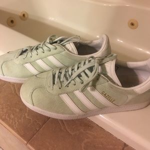 Adidas size 7