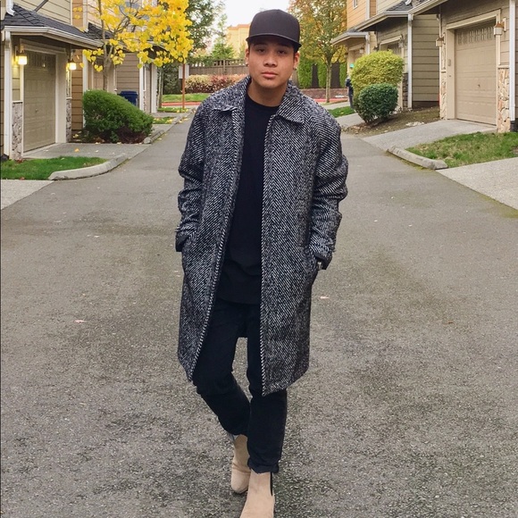 Meet your Posher, Mark - Picture 3 of 6