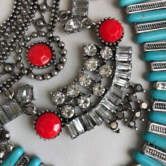 💎HP💎 CRYSTAL & TURQUOISE LAYER BIB NECKLACE - Picture 2 of 7