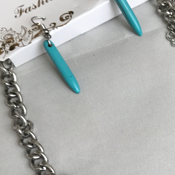 💎HP💎 CRYSTAL & TURQUOISE LAYER BIB NECKLACE - Picture 5 of 7