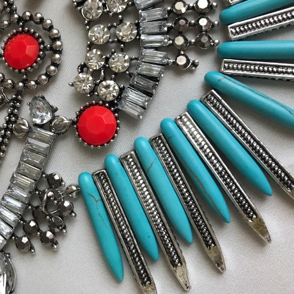 💎HP💎 CRYSTAL & TURQUOISE LAYER BIB NECKLACE - Picture 6 of 7