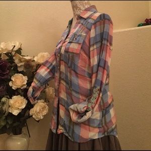 Rue 21 Plaid Button Down Rayon Shirt Sz M