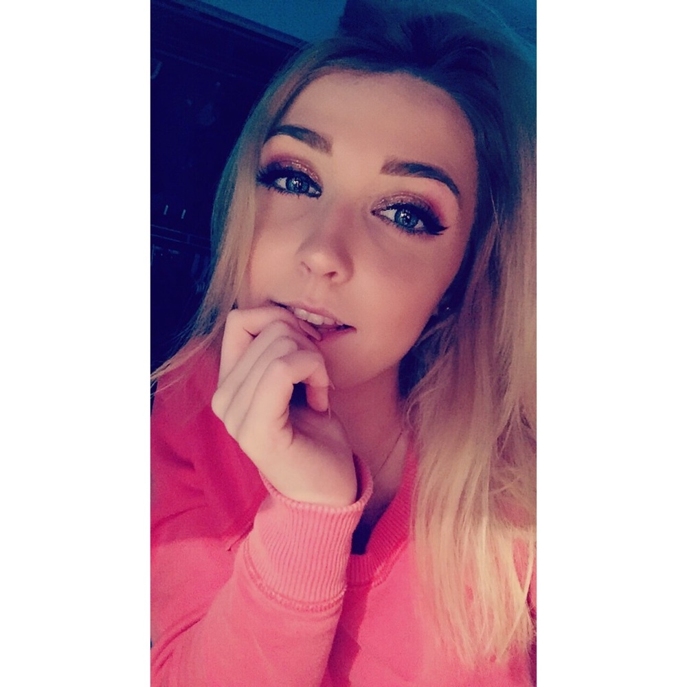 Meet your Posher, Lizzy