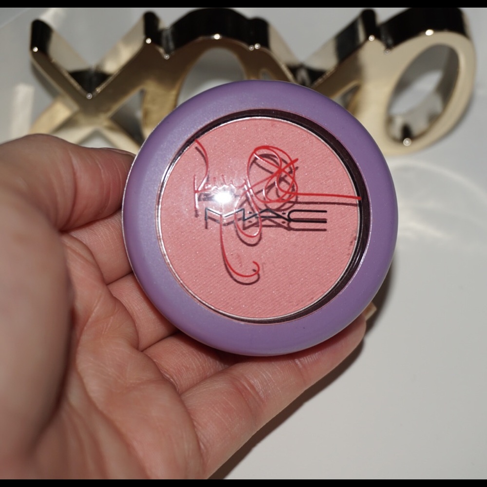 MAC Cheeky Bugger Blush