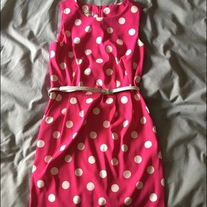 polka dotted dress w/belt!💕