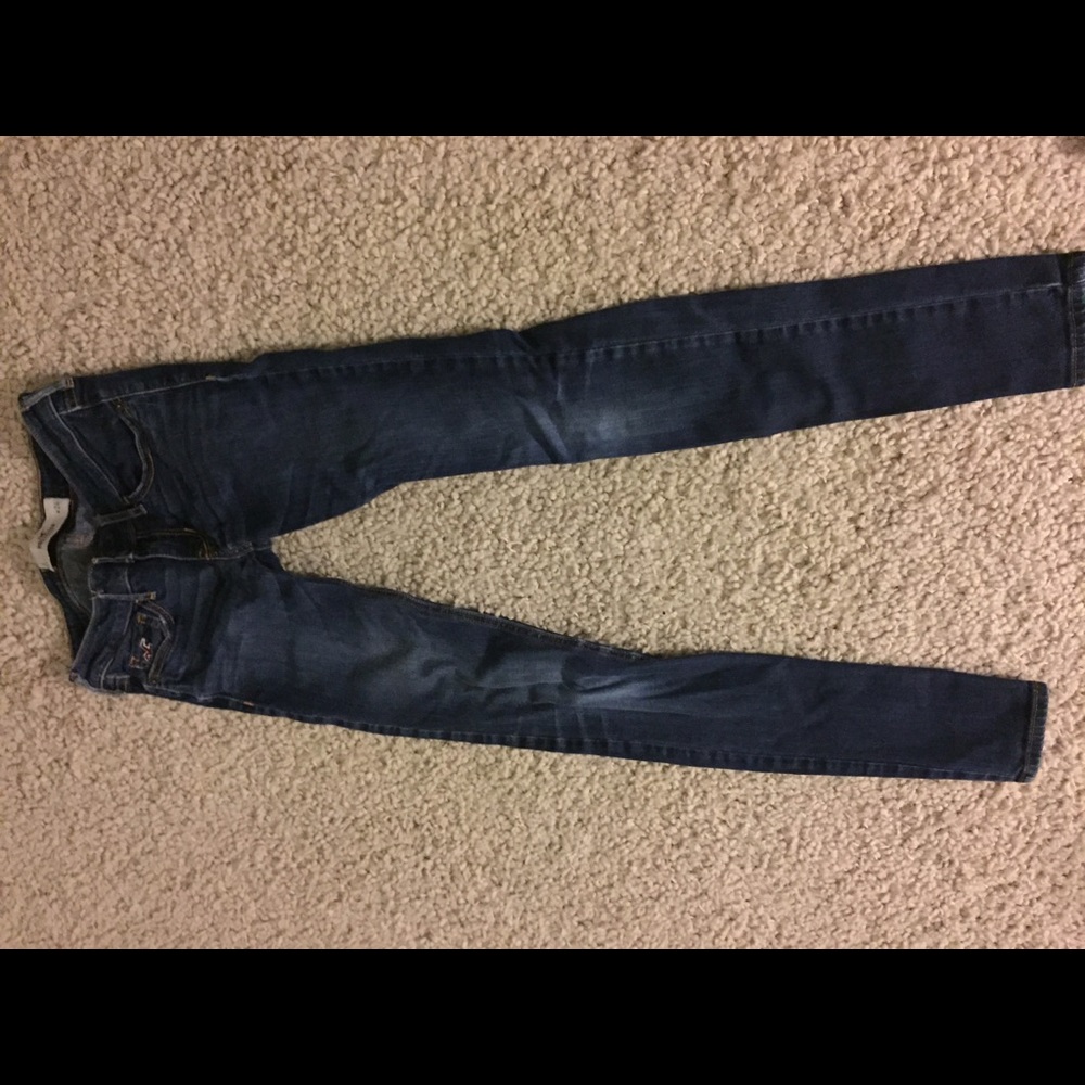 hollister dark low rise super skinny jeans