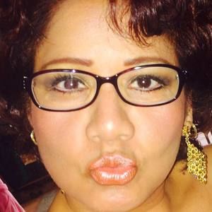Meet your Posher, Claudia