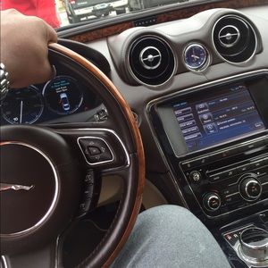 Meet your Posher, Darius