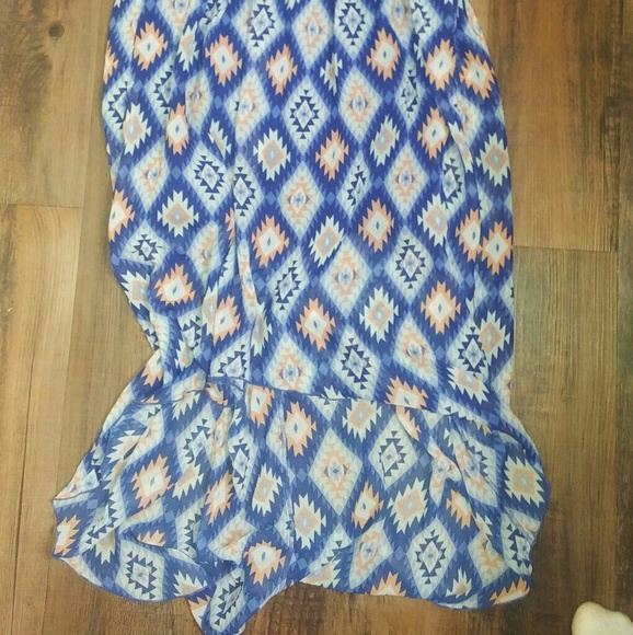 High low skirt - Picture 2 of 3