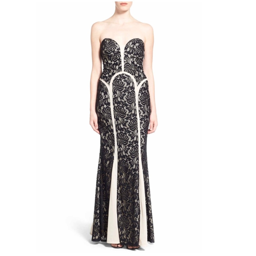 Way-In Strapless Dress