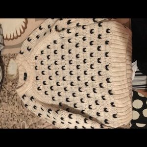 H and M sweater