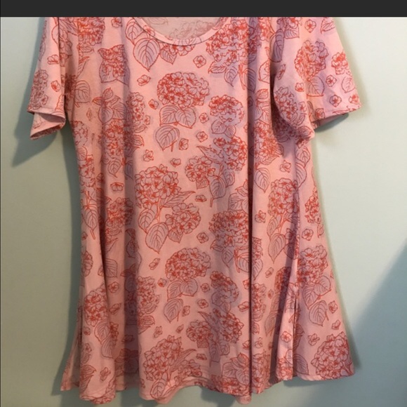 Perfect Tee - Picture 2 of 2