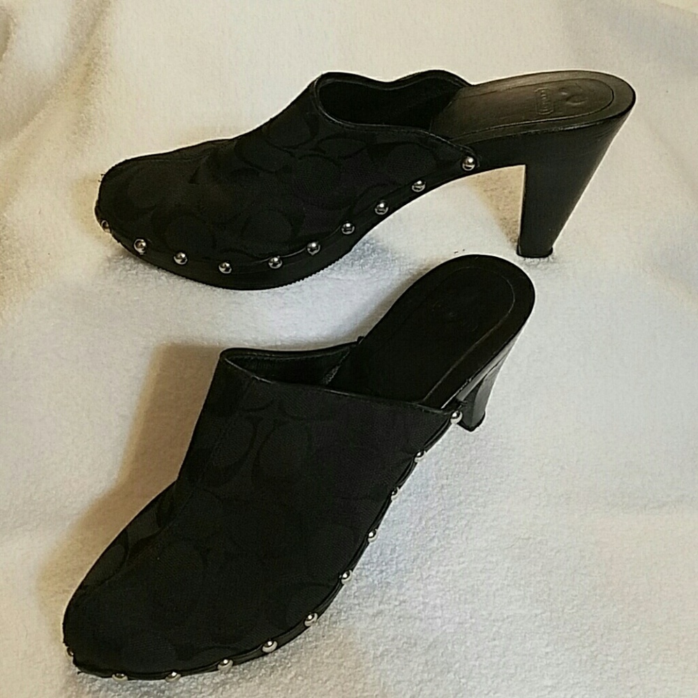 Coach clogs