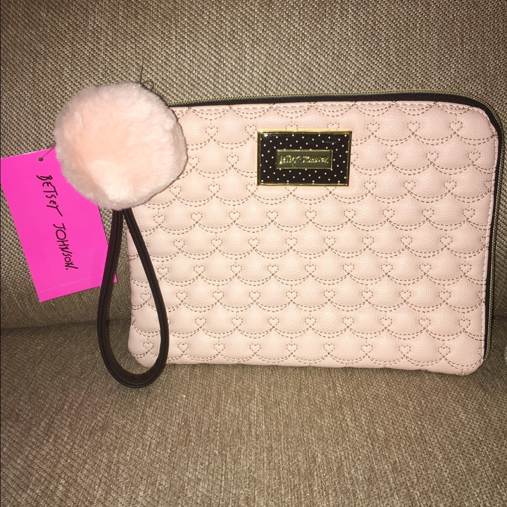 NWT Betsey Johnson Blush / Black Pouch Wristlet