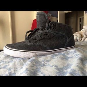 Global Motley men's mid rise shoes