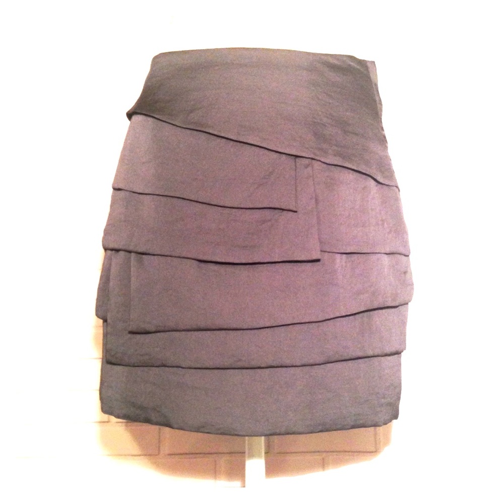 H&M Gray Mini Layered Skirt New Size 6