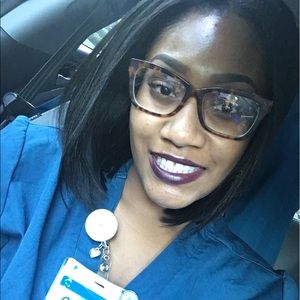 Meet your Posher, LaKeia