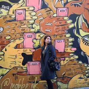 Meet your Posher, Gianina