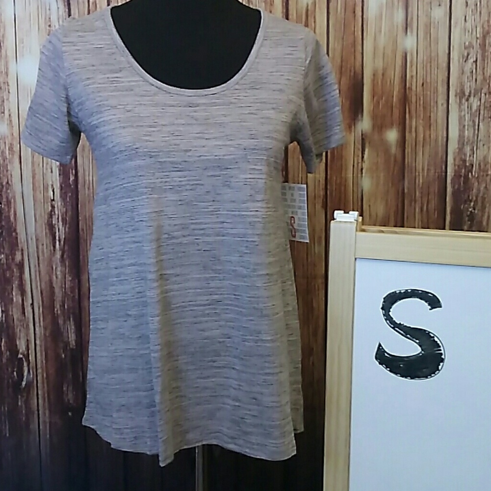 Neutral LuLaRoe Classic Tee Small