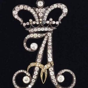 Meet your Posher, Lasana