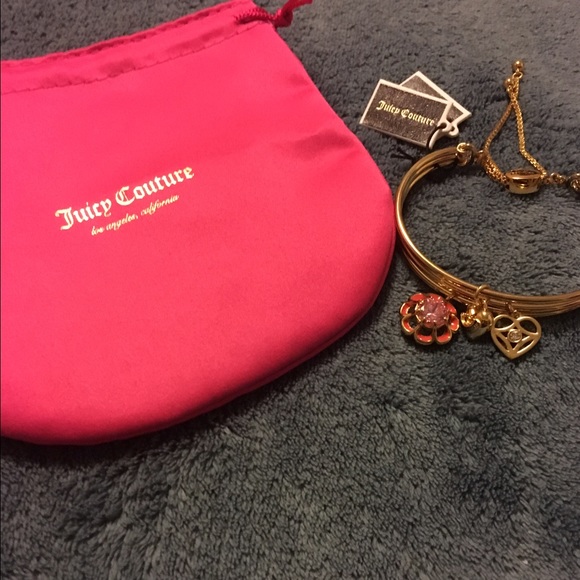 2 piece Juicy Couture Flower Cluster Bangle & Ring - Picture 2 of 4