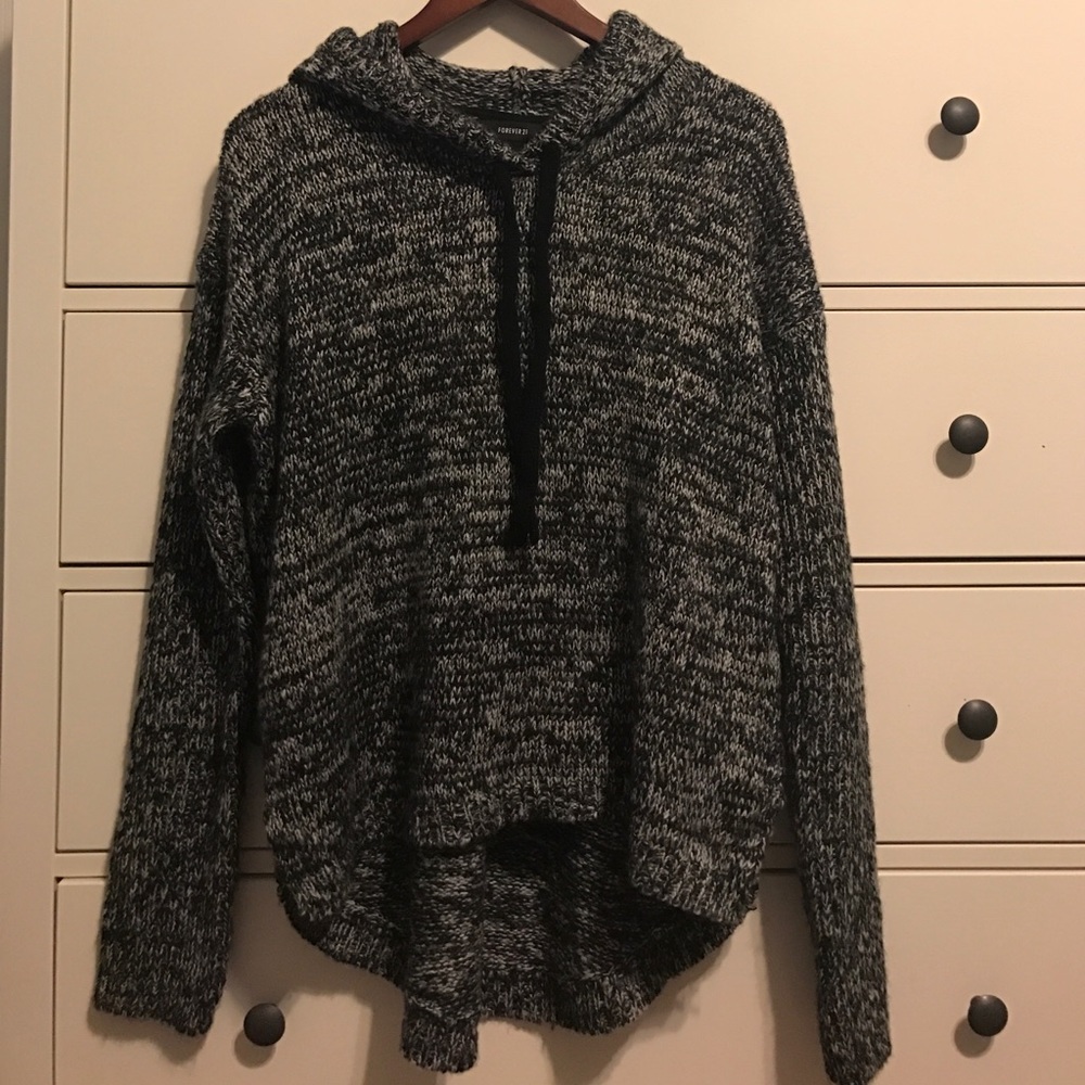 Hi-low Hooded Sweater