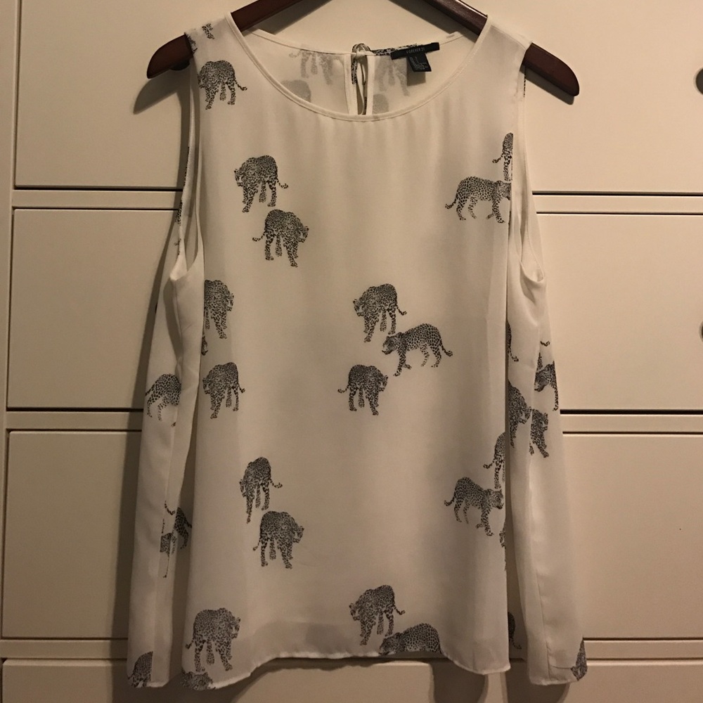 Flowy Tank