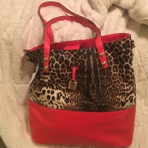 Jessica Simpson bag