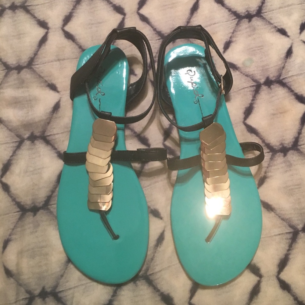 Summer Sandals🖤