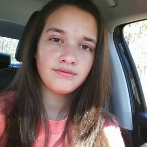 Meet your Posher, Kelli