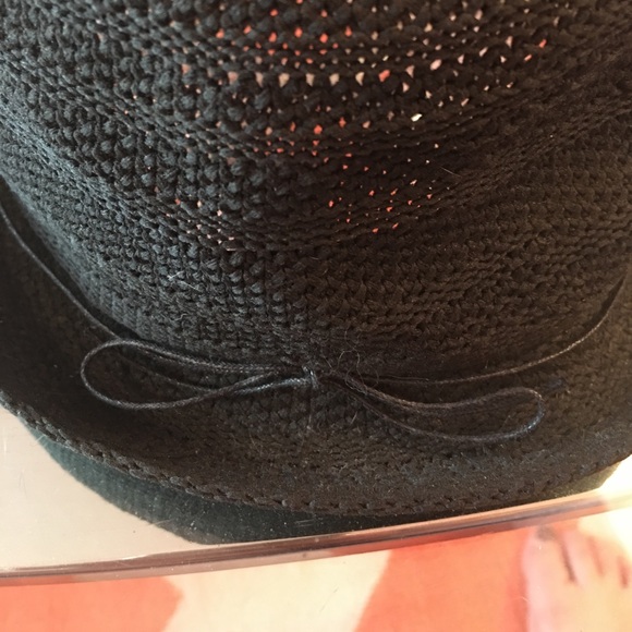 Hat - Picture 3 of 4