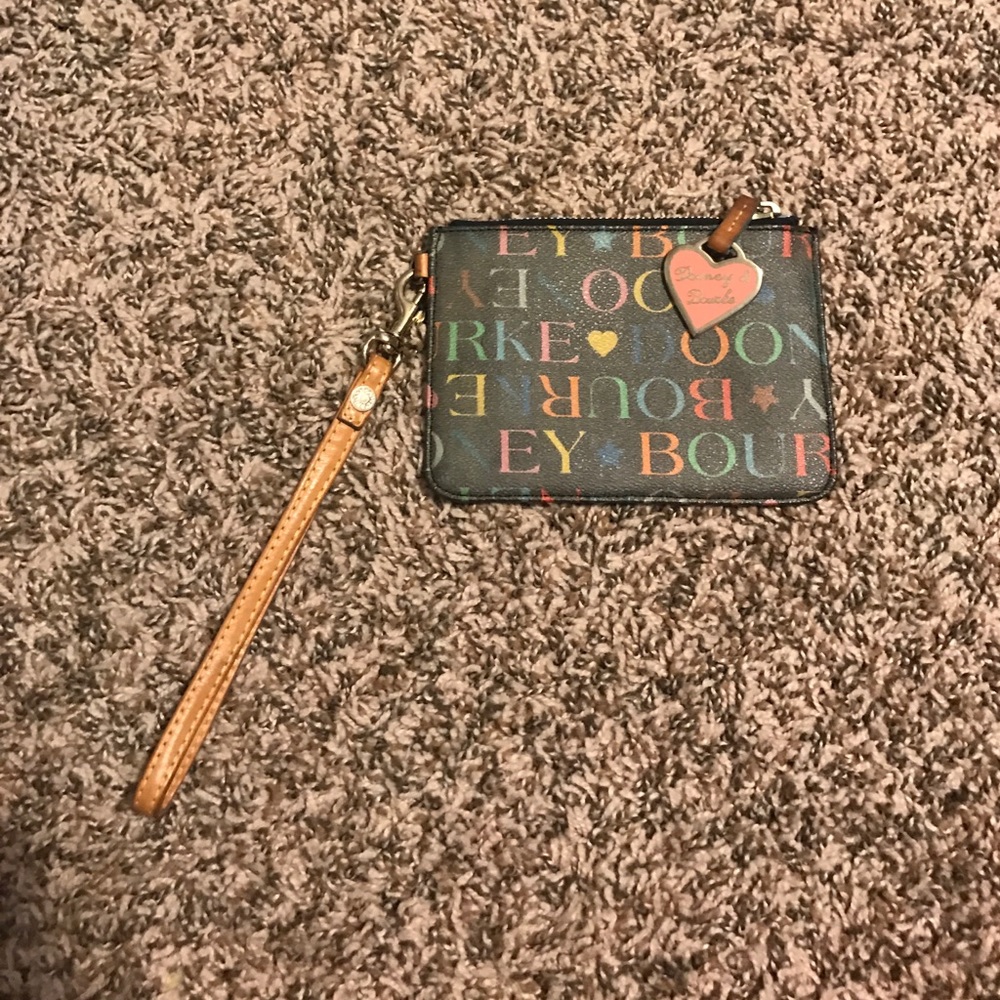 Dooney & Bourke
