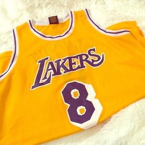 Lakers Kobe Bryant throwback jersey