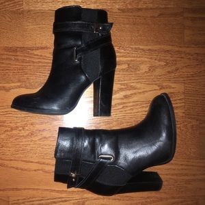 ALDO • black heel Booties