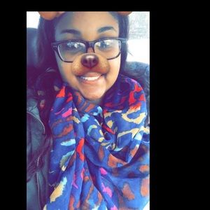 Meet your Posher, Alexandria