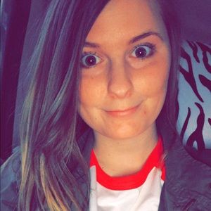 Meet your Posher, Kendra