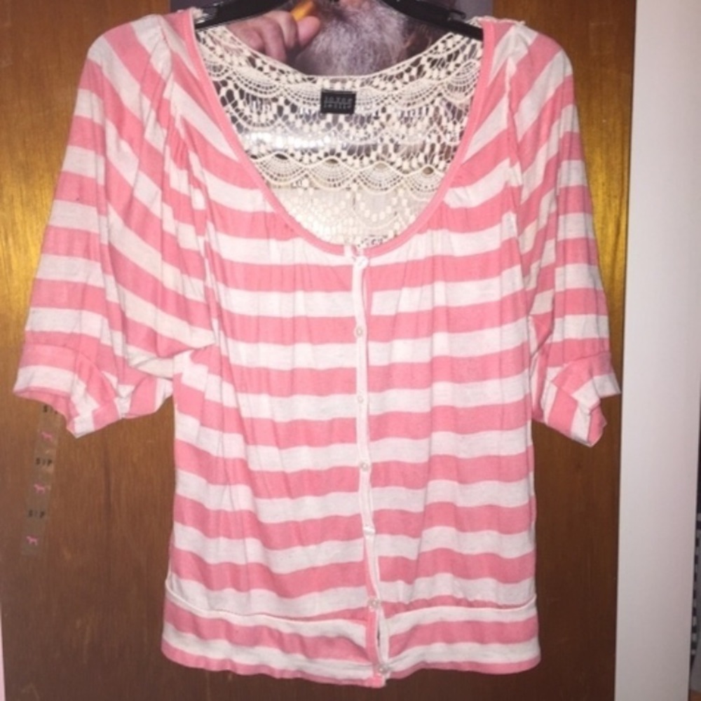 Pink and white top